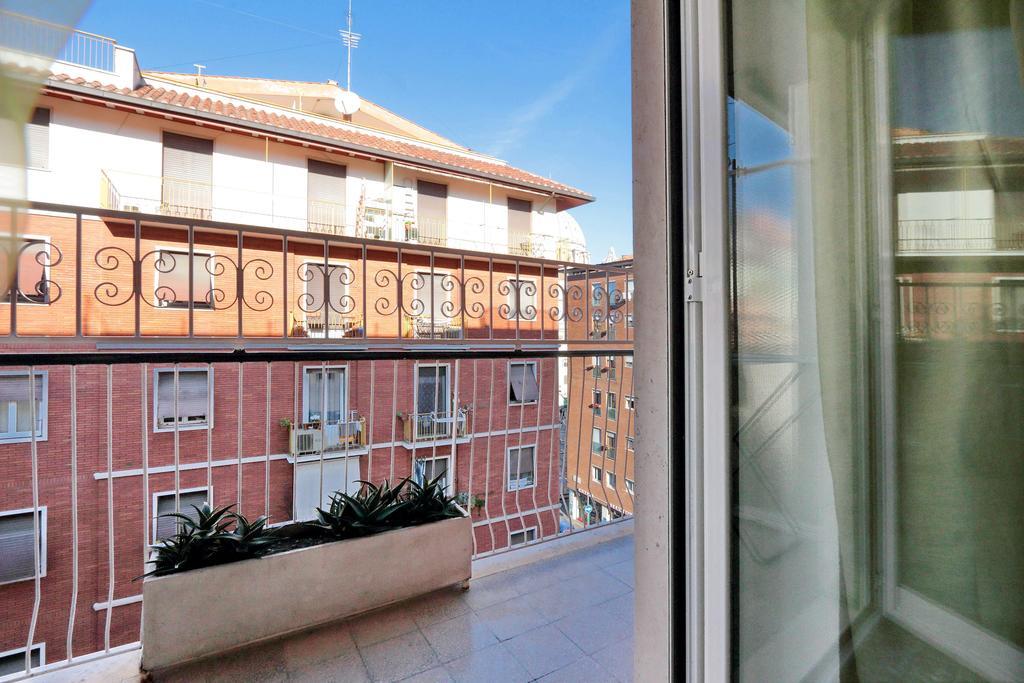 Il Bacio Holidayhouse Best Location For Jubilee 2024-2026 روما المظهر الخارجي الصورة